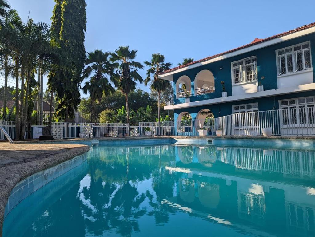 Gallivanters Hostel Dar es Salaam Ngoại thất bức ảnh