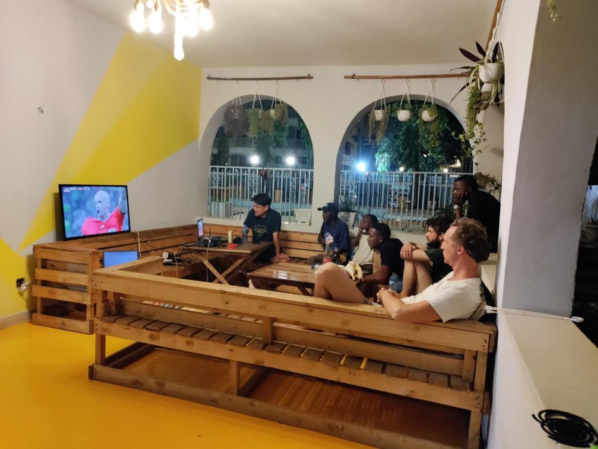 Gallivanters Hostel Dar es Salaam Ngoại thất bức ảnh