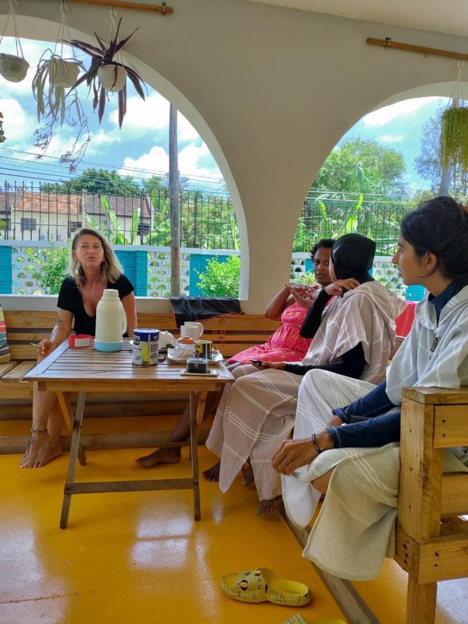 Gallivanters Hostel Dar es Salaam Ngoại thất bức ảnh