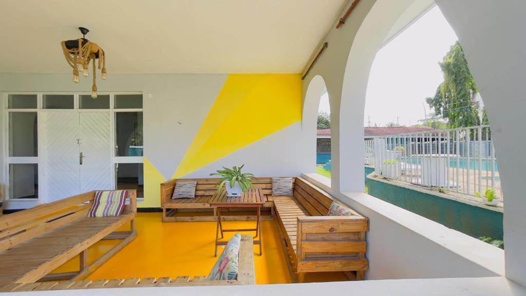 Gallivanters Hostel Dar es Salaam Ngoại thất bức ảnh