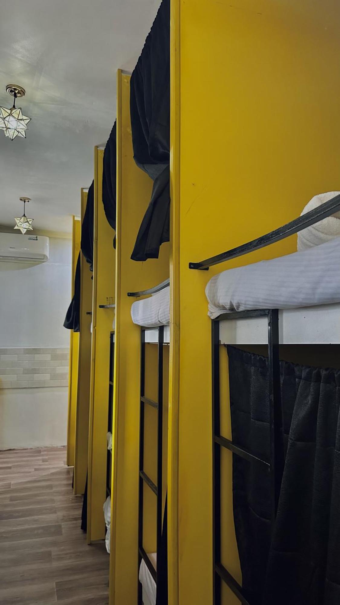 Gallivanters Hostel Dar es Salaam Ngoại thất bức ảnh